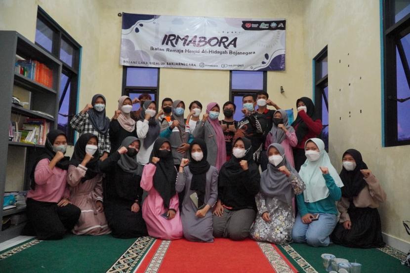 Sebagai bentuk pencegahan stunting sejak dini di Desa Bojanegara Kecamatan Sigaluh Banjarnegara Jawa tengah Rumah Zakat aktif menyelenggarakan kegiatan Posyandu Remaja. 