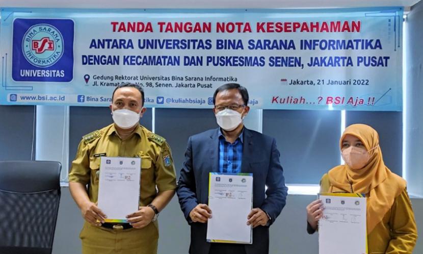 Sebagai dukungan dan membantu upaya pemerintah, Universitas BSI (Bina Sarana Informatika) menyelenggarakan pemberian vaksin Booster Covid-19 yang berlangsung dari tanggal 19 Januari 2022 – 28 Januari 2022, bertempat di Gedung Rektorat Universitas BSI, Kramat, Jakarta Pusat. 