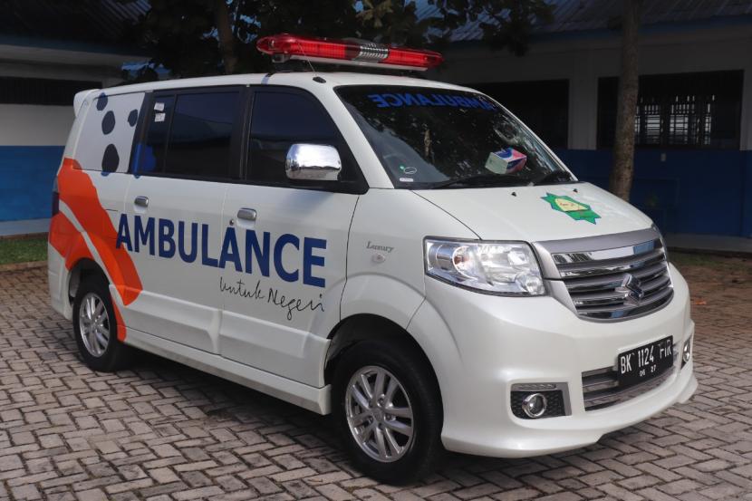 Sebagai salah satu bentuk kepedulian kepada masyarakat dalam meningkatkan pelayanannya dalam bidang kesehatan, Bakrie Amanah berikan bantuan Ambulance kepada Yayasan Wakaf Al Barokah Simalungun, Sumatera Utara. 