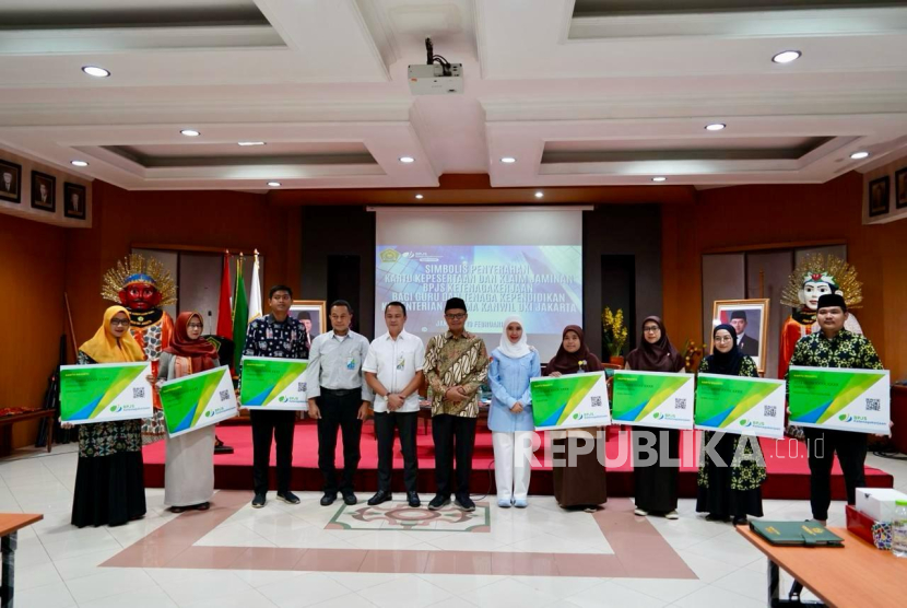 Sebagian guru TK dan pesantren kini terlindungi BPJS Ketenagakerjaan.