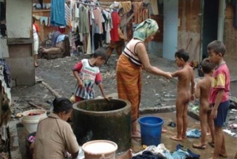 Sebagian sanitasi di Indonesia masih buruk.