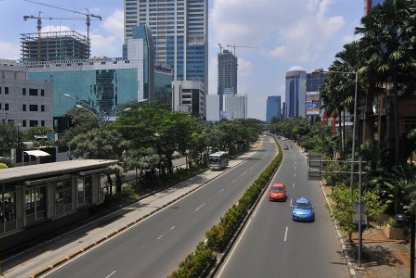 Sebaliknya dengan Bandung, suasana Jakarta justru lengang saat libur panjang.