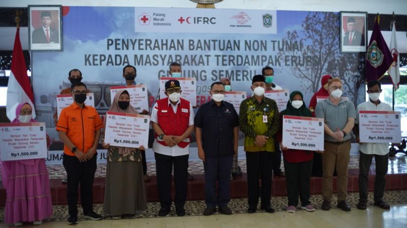 Sebanyak 1.650 kepala keluarga (KK) terdampak Erupsi Gunung Semeru menerima bantuan non tunai.