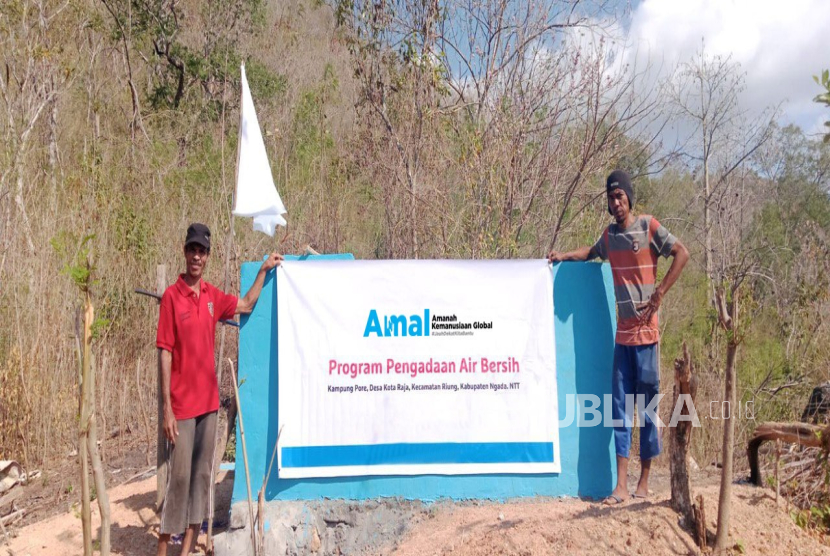 Harapan yang Mengalir, Sumur Wakaf AMAL Hadirkan Air Bersih untuk 3 Kampung di NTT