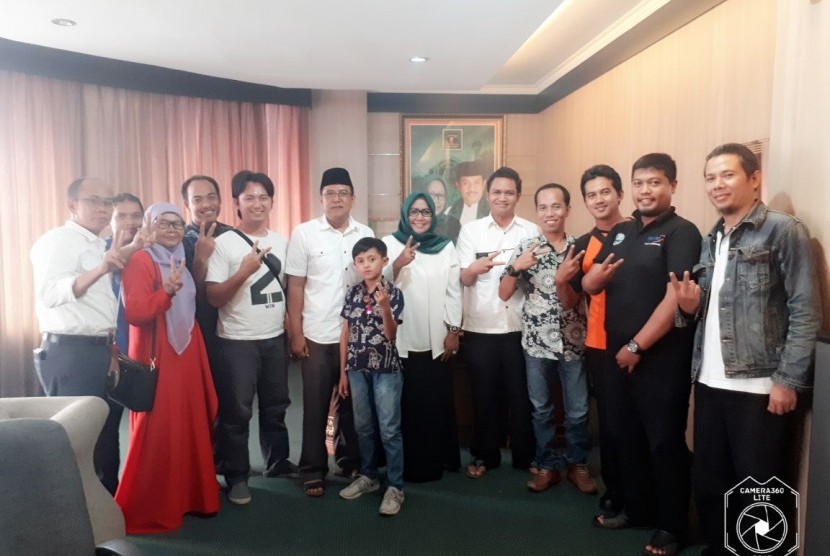 Sebanyak 10 federasi serikat buruh se-Kabupaten Bogor menyatakan dukung pasangan Hadist di Pilbup Bogor 2017