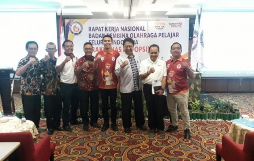 Sebanyak  24 provinsi menyetujui Provinsi Kepulauan Bangka Belitung  menjadi tuan rumah bersama Pekan Olahraga Pelajar Nasional (POPNAS) XVI tahun 2021.  Sedikitnya terdapat enam cabang olahraga yang diajukan provinsi Babel pada pesta olah raga pelajar tersebut. 