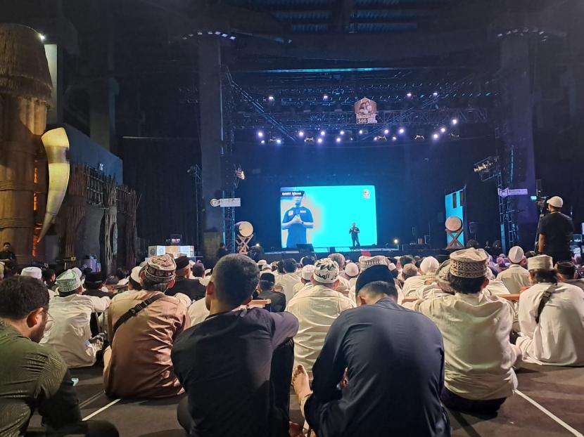 Sebanyak 500 santri Tahfizh Alquran dari Kota Bandung dan sekitarnya mengukuti tes hafalan di Trans Studio Bandung, Rabu (5/4/2023).