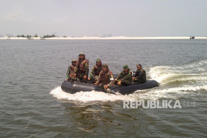 Sebanyak 55 orang anggota Bekang Kostrad mengikuti Latihan Teknis Kecabangan Pembekalan Angkutan di Pantai Ancol.