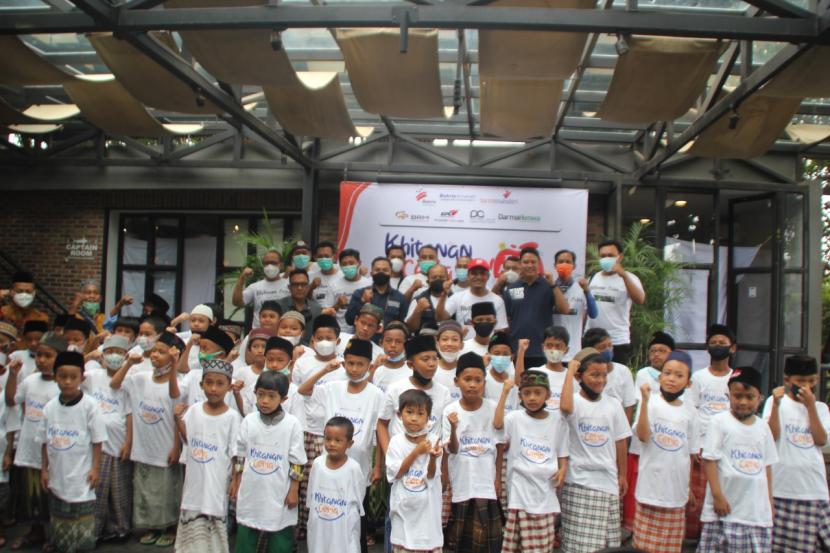 Sebanyak 75 anak menjadi peserta kegiatan Khitanan Ceria yang menjadi bagian dalam program Festival Muharam Ceria 1443 Hijriah. 
