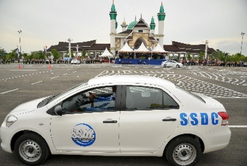 Sebelum mengemudi perhatikan dulu sejumlah aturan ini agar selamat di jalan.