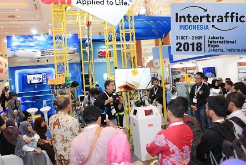 Sebuah ajang pameran global untuk solusi lalu lintas dan mobilitas, Intertraffic Indonesia 2018, akan digelar di Jakarta International Expo (JIExpo) Kemayoran, pada 31 Oktober – 2 November 2018. (ilustrasi)