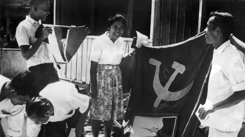 Sebuah demonstrasi anti-Komunis di ibukota Indonesia Jakarta pada bulan Oktober 1965.
