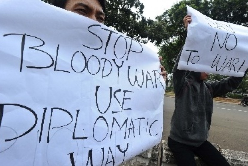 Ketua Komisi Fatwa MUI: Islam Bolehkan Aksi Demonstrasi. Foto: Sebuah demonstrasi mengenai Suriah di Jakarta (ilustrasi)