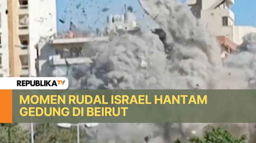 Sebuah gedung apartemen di Beirut, Lebanon, runtuh dalam sekejap setelah dihantam serangan udara Israel pada Selasa (22/10).