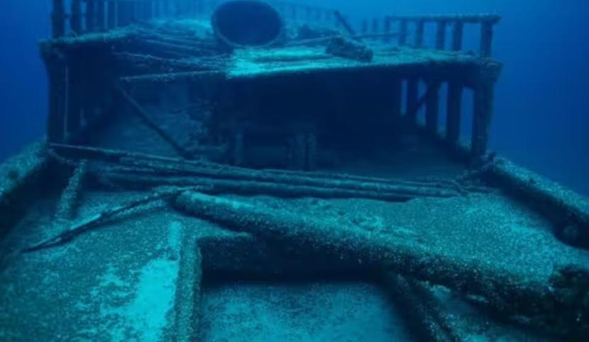  Sebuah kapal misterius yang hilang bersama awaknya 130 tahun lalu, ditemukan dalam kondisi hampir sempurna.