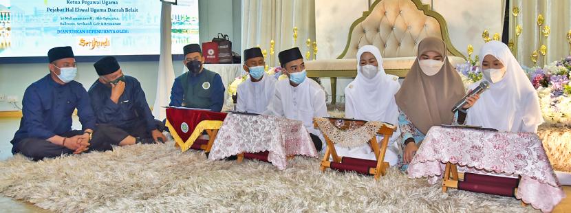 Sebuah keluarga Iban yang berasal dari Brunei Darussalam melantunkan syahadat pada Kamis (18/8/2022). Alhamdulillah, Keluarga Iban di Brunei Lantunkan Syahadat Menjadi Mualaf