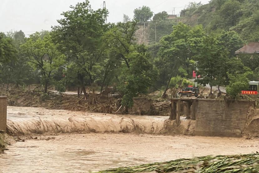 Banjir bandang (ilustrasi). Banjir bandang di Provinsi Qinghai, China, hingga Kamis (18/8/2022) malam waktu setempat telah menelan sedikitnya 17 nyawa warga setempat.