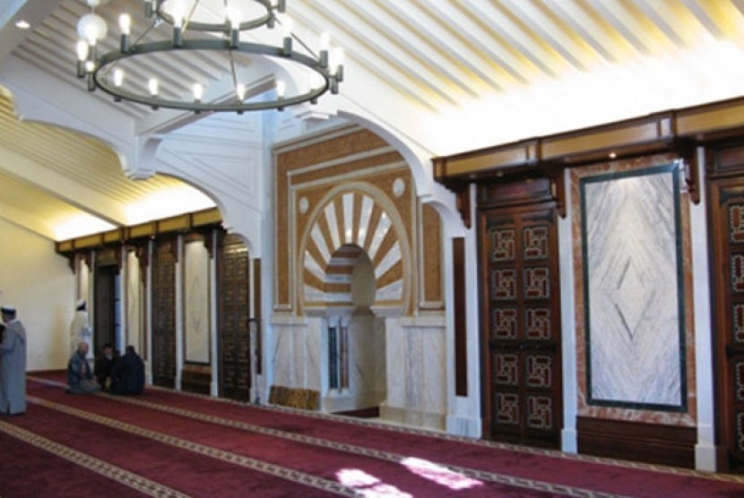  Sebuah Masjid di Spanyol (ilustrasi)