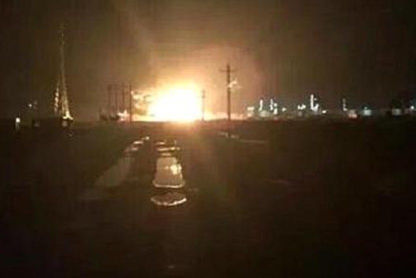 Sebuah pabrik yang memproduksi bahan perekat meledak pada 31 Agustus di Lijin County, provinsi Shandong, Cina.