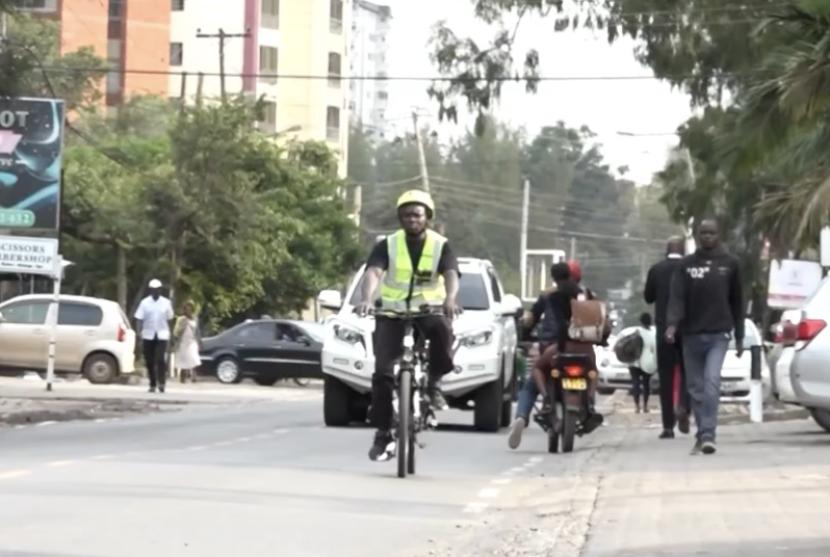 Sebuah perusahaan Kenya-Belanda memperkenalkan sepeda listrik di kawasan Afrika Sub-Sahara sebagai sarana antaran barang di wilayah perkotaan. 