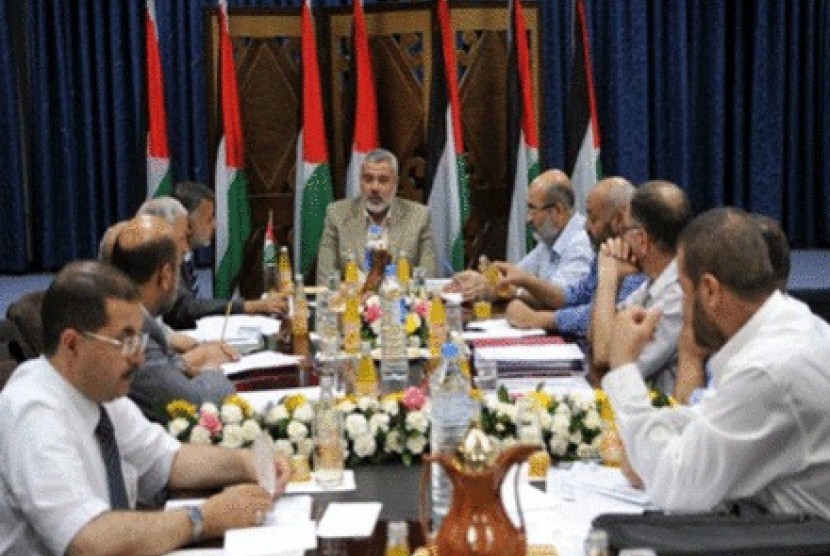 Sebuah rapat kabinet pemerintahan Palestina di Gaza. Ilustrasi.
