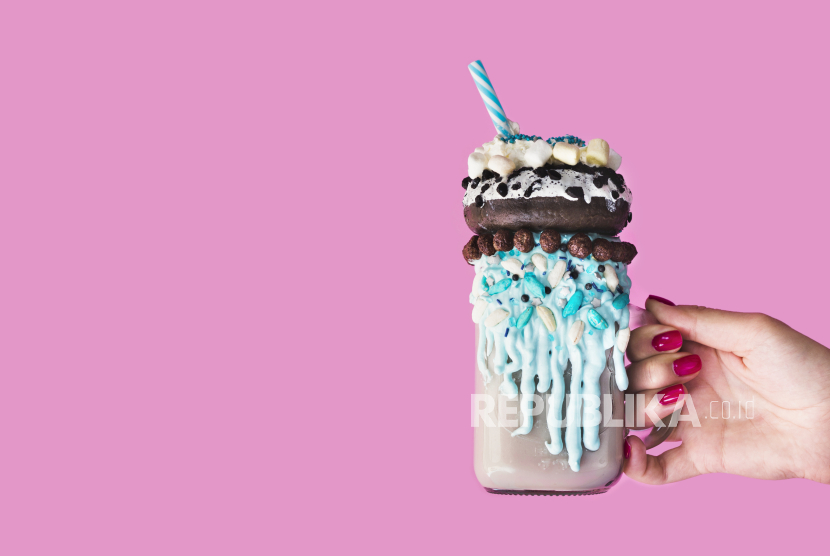Segelas milkshake (ilustrasi). Sebuah studi terbaru mengungkap milkshake bisa berdampak negatif terhadap kesehatan otak, bahkan hanya dari satu kali konsumsi.