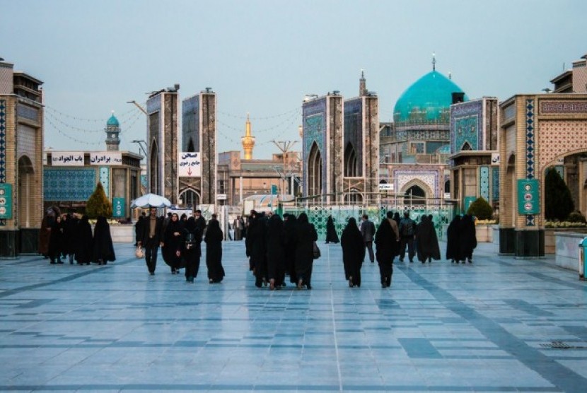 Sejumlah jamaah Arab Saudi tewas keracunan di sebuah hotel di Iran.