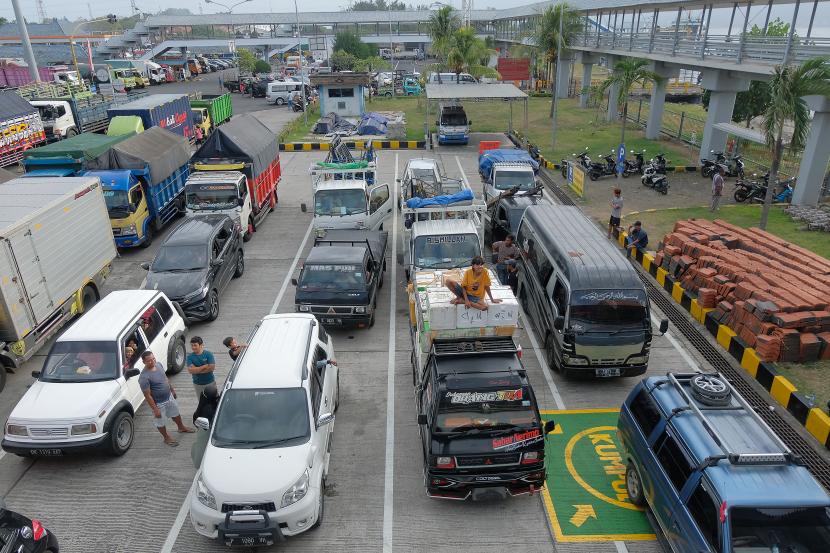 Jelang KTT G20, Polisi Perketat Pengawasan Pelabuhan Ketapang (ilustrasi).