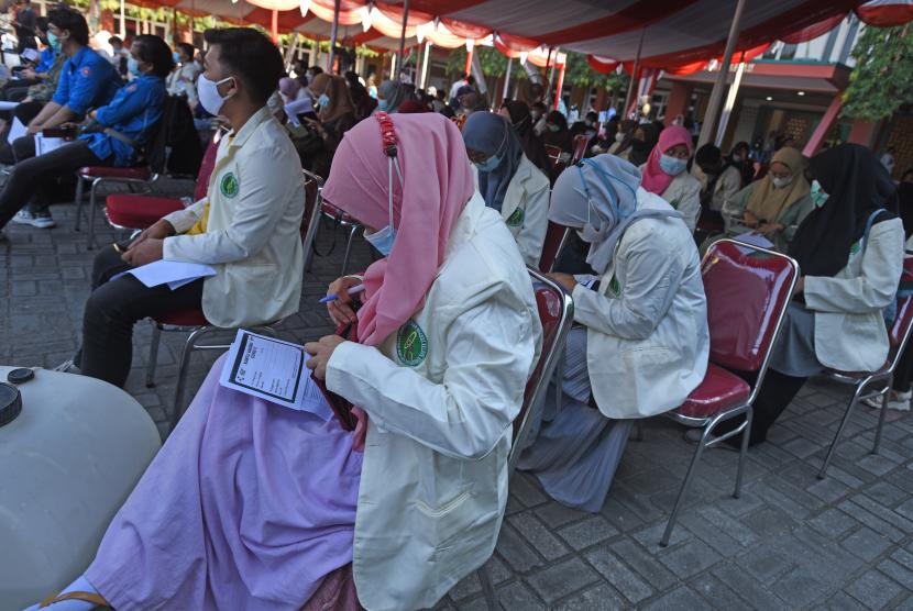 Polda Jateng Vaksinasi 26.000 Mahasiswa di Sembilan Lokasi (ilustrasi).