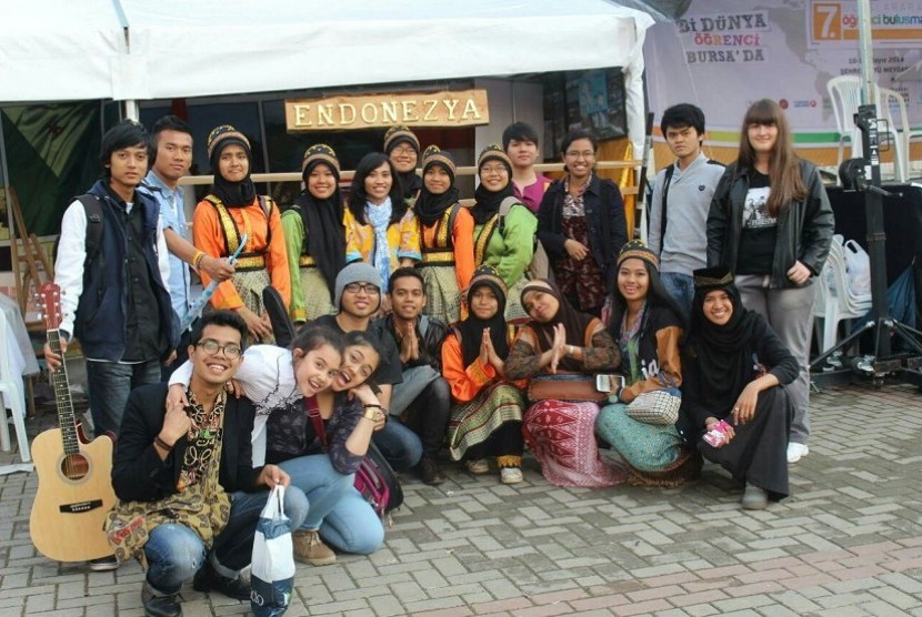 Sejumlah mahasiswa Indonesia di Turki