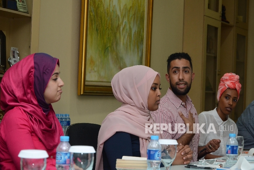 Sejumlah muslim Australia saat hadir berkunjung ke harian Republika di Jakarta (Ilustrasi)