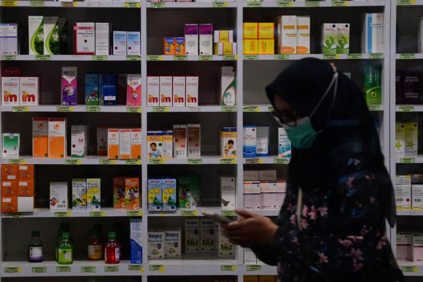 Sejumlah obat sirop yang tidak dijual akibat larangan dari Kementerian Kesehatan di RSIA Bunda Jakarta. Yarindo jelaskan produsen Propilen Glikol Dow Chemical kantong izin BPOM sejak 2020