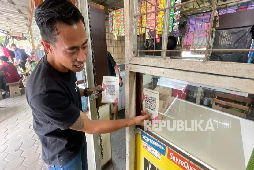 Sejumlah pedagang menjadi korban penipuan dengan modus QRIS di kawasan Pujasera, Telkom University.