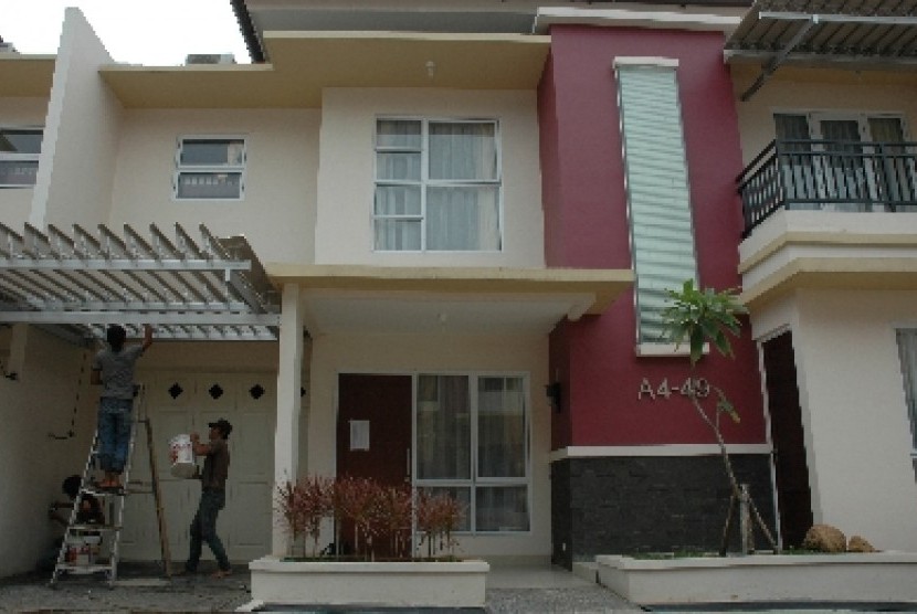 DPR has rehabilitated all its housing in Kalibata at a cost of hundreds of billions of rupiah in 2010.