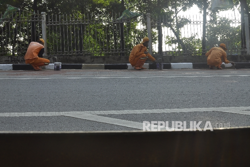 Ilustrasi Jalan di Pondok Gede. Pemerintah Kota Jakarta Timur (Pemkot Jaktim) mengabadikan Haji Bokir menjadi nama jalan menggantikan nama Jalan Raya Pondok Gede di Kecamatan Kramat Jati. 