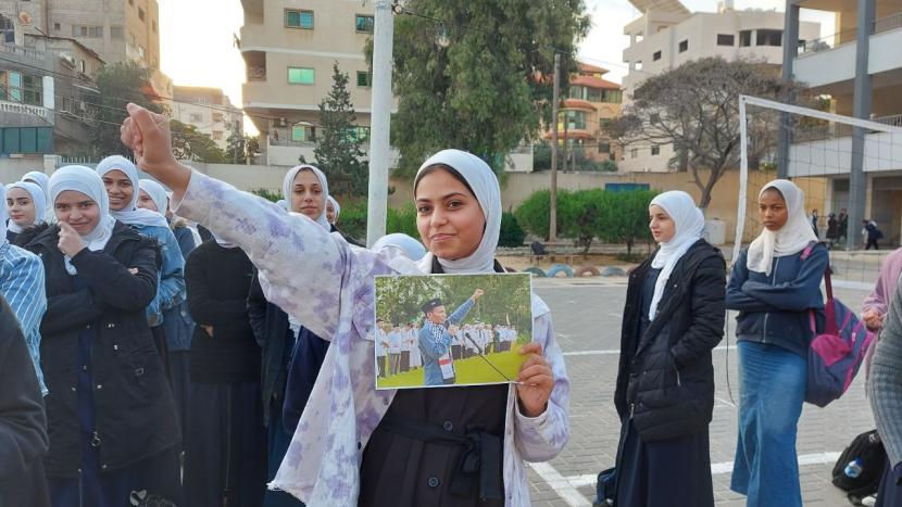 Sejumlah pelajar di Palestina (ilustrasi). Hamas mengkritik upaya Israel untuk Yahudisasi pendidikan di Yerusalem Timur. 