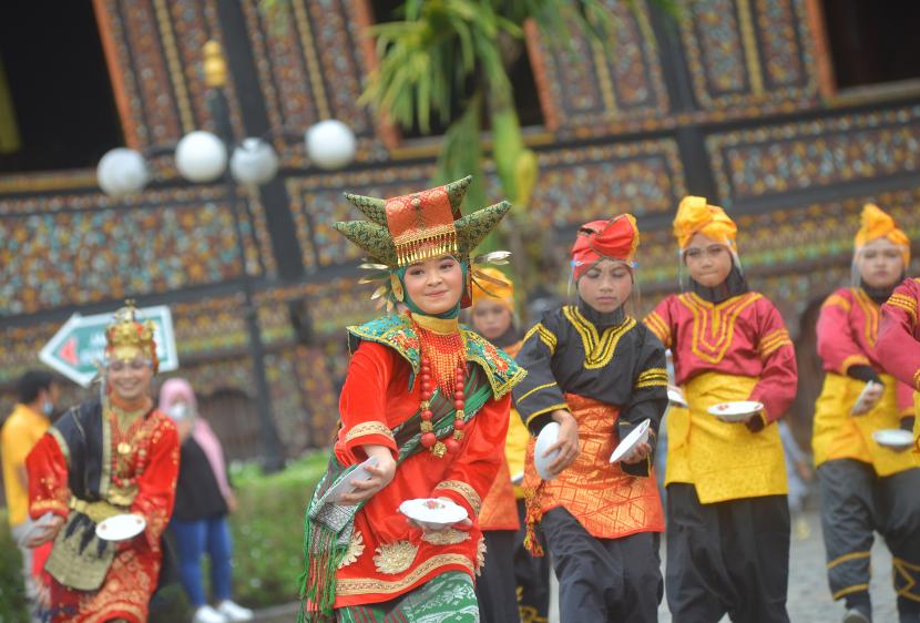 Festival Budaya Minangkabau (ilustrasi)
