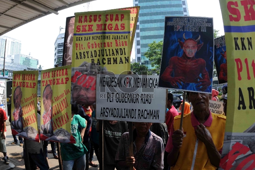 Demo di depan Gedung KPK (ilustrasi).