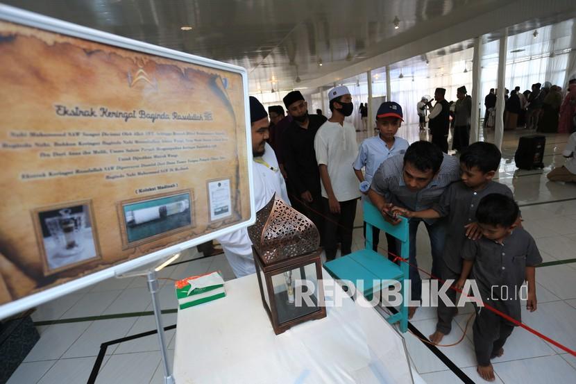 Ilustrasi pameran artefak Nabi Muhammad SAW. Pameran Artefak Nabi Muhammad SAW di Bener Meriah berlangsung hingga 15 Februari.