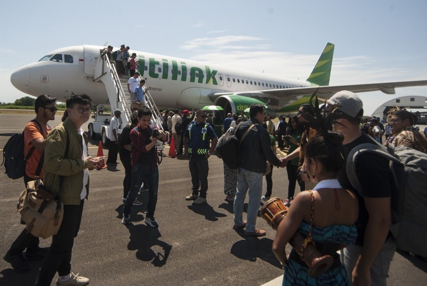 A number of Citilink Indonesia passengers arrived at Presidente Nicolau Lobato International Airport, Dili, Timor Leste, Friday (May 12). 