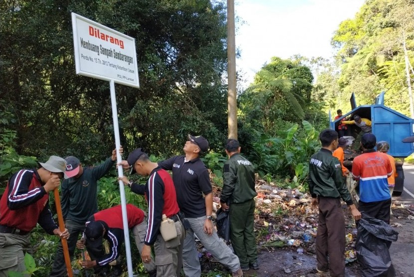 Kawasan hutan Tnbbs. 