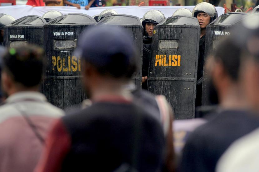 Polisi disiagakan di Jayapura, Papua (ilustrasi).