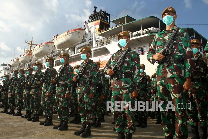 Kementerian Pertahanan (Kemhan) RI menegaskan pasukan komponen cadangan (komcad) bukan wajib militer karena mereka bergabung secara sukarela.