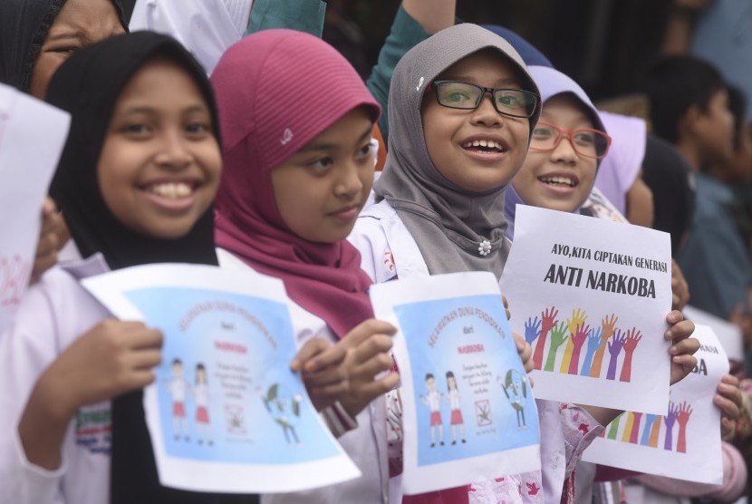 Guru Muhammadiyah Usulkan Pelatihan Pembelajaran Daring Sejumlah siswa SD Muhammadiyah 5 Surabaya.