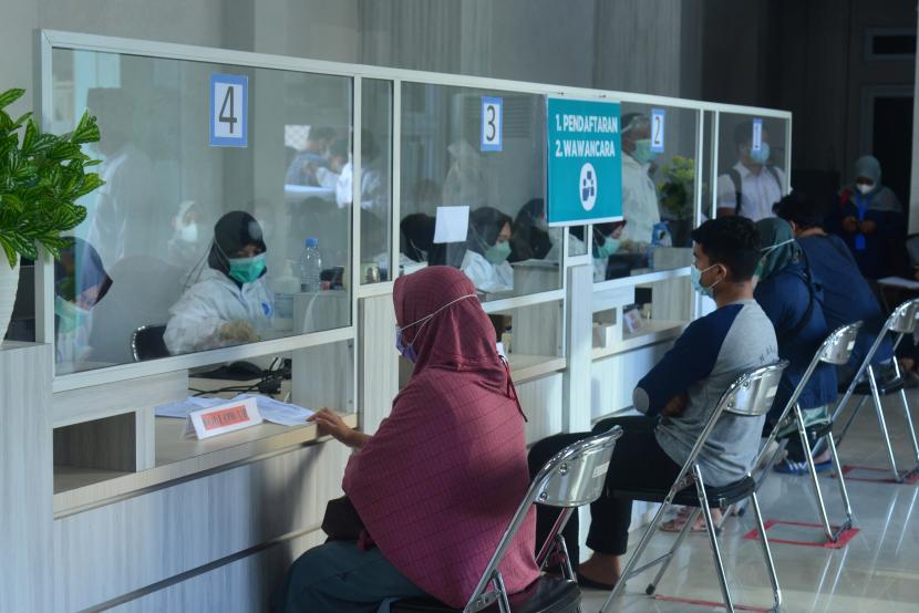 Jokowi Instruksikan Harga Tes PCR Turun (ilustrasi).