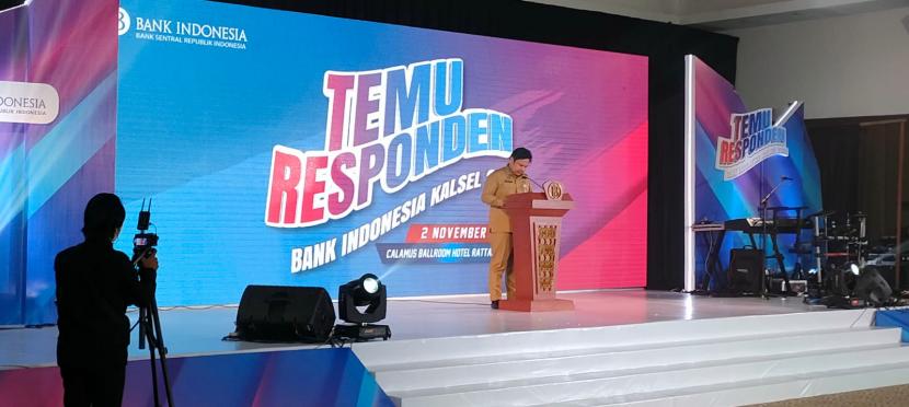 Sekda Provinsi Kalimantan Selatan (Kalsel) Roy Rizali Anwar menjadi keynote speaker pada kegiatan Temu Responden Bank Indonesia Kalimantan Selatan 2021.