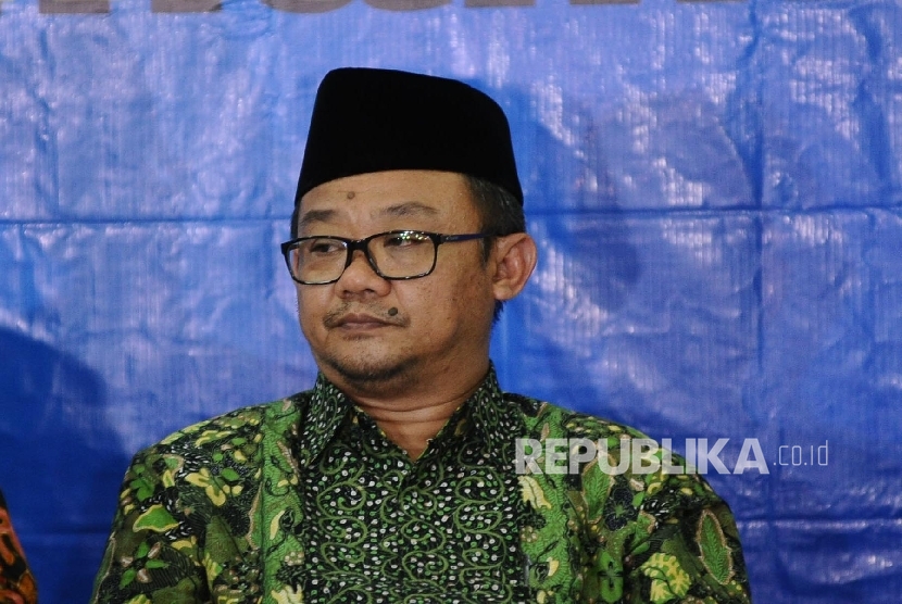 Sekertaris Umum Abdul Mu'ti saat konferensi pers terkait pelaksanaan Pemilihan kepala Dearah (Pilkada) di Kantor Pusat Muhammadiyah, Jakarta, Senin (13\2).