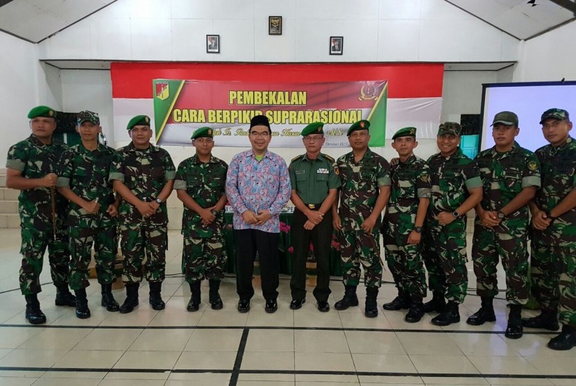 Sekitar 104 anggota TNI se-Korem 132/Tadulako, Selasa (4/10) mengikuti seminar suprarasional. 