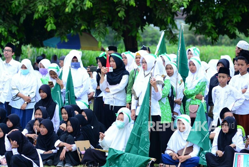 Ribu santri di memeringati Hari Santri Nasional (ilustrasi)