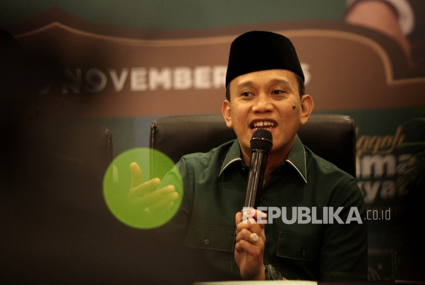 Sekjen DPP PKB Abdul Kadir Karding memberikan keterangan pers usai pelaksanaan Halaqah Ulama Rakyat PKB di Jakarta, Selasa (29/11). 